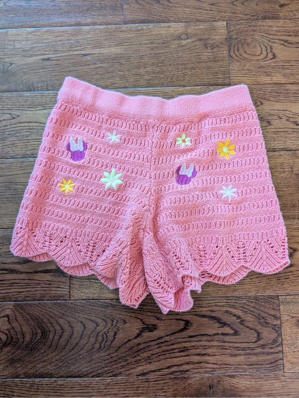 🦩Disney Girl's Crochet Knit Minnie Mouse Coral Pink Shorts Size 8